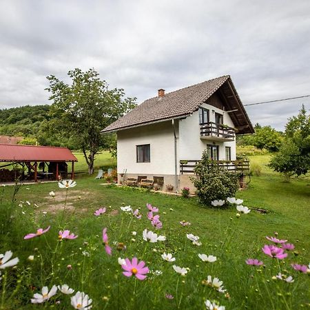 Holiday House On The Riverside โอกูลิน ภายนอก รูปภาพ