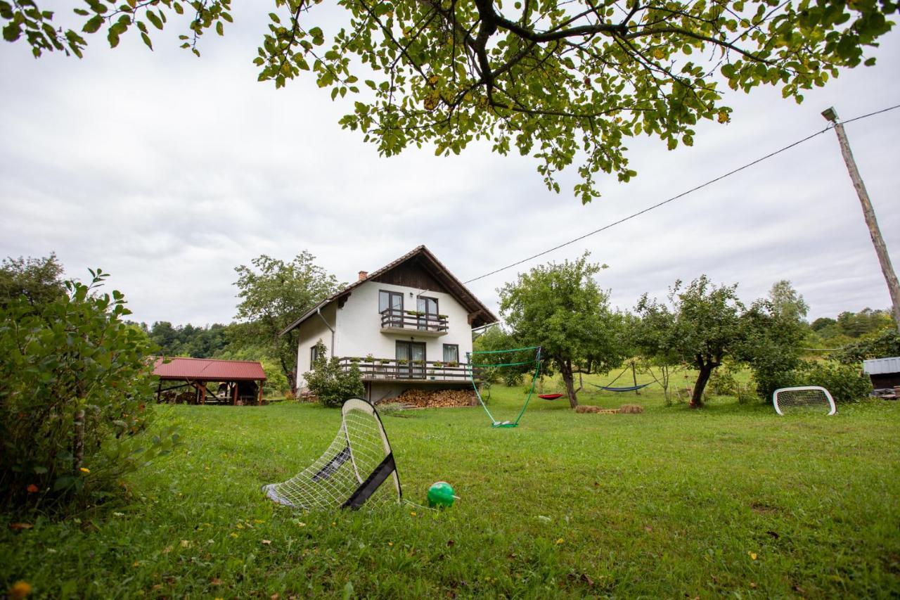 Holiday House On The Riverside โอกูลิน ภายนอก รูปภาพ